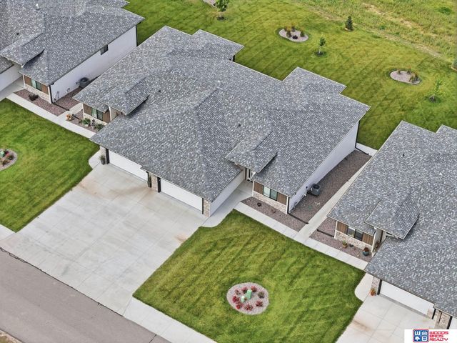 1143 Sand Hill Road, Louisville, NE 68037