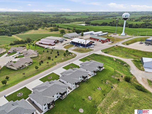 1143 Sand Hill Road, Louisville, NE 68037