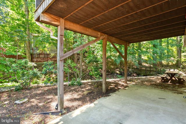 227 CHESTNUT AVE, Lindenwold, NJ 08021