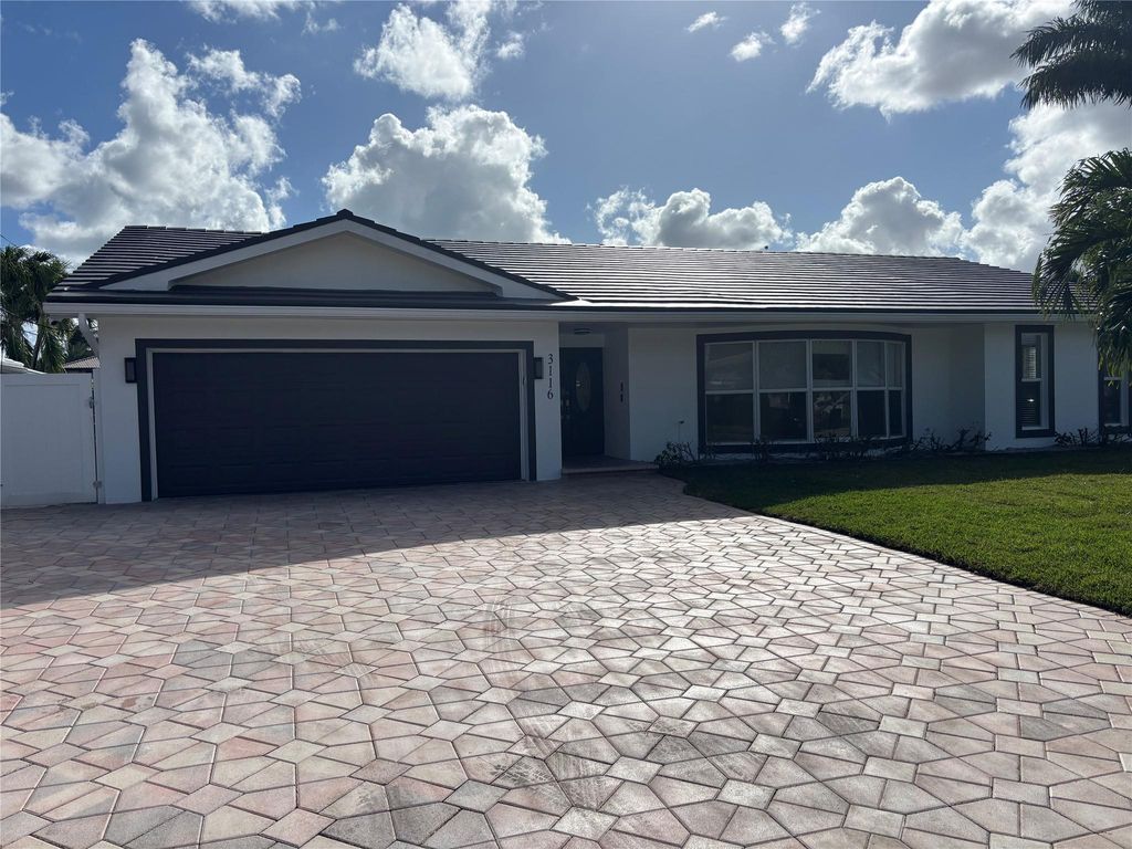 3116 NE 42nd Ct, Fort Lauderdale, FL 33308