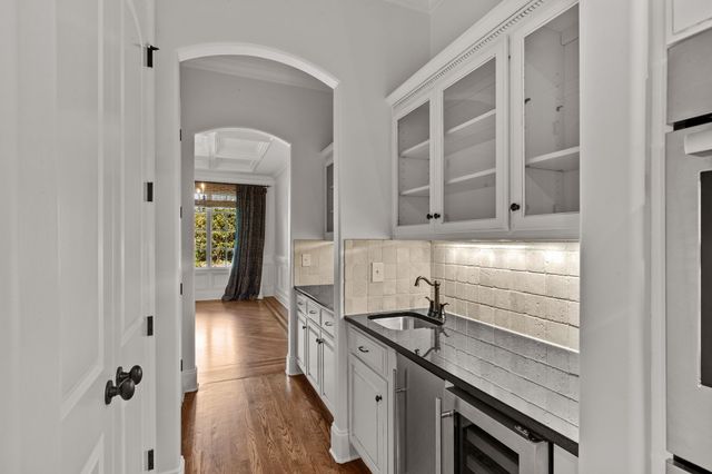 2019B Overhill Dr, Nashville, TN 37215