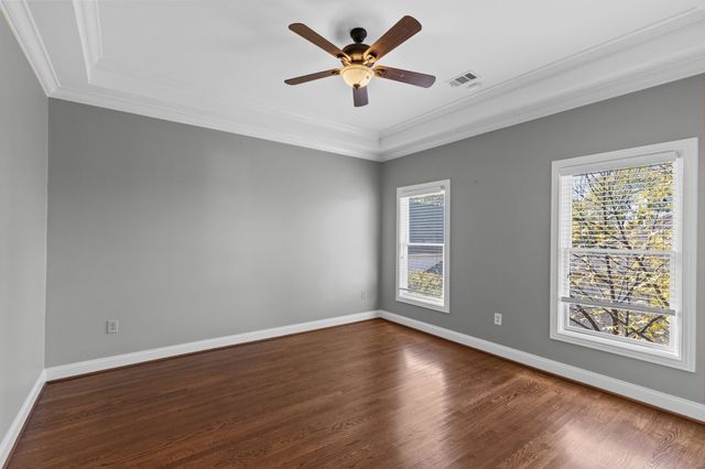 2019B Overhill Dr, Nashville, TN 37215