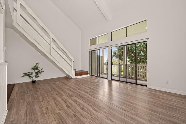 180 April Point Drive S, Conroe, TX 77356