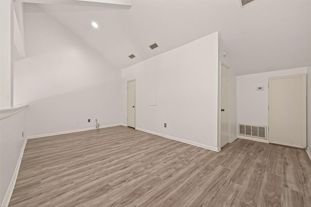180 April Point Drive S, Conroe, TX 77356