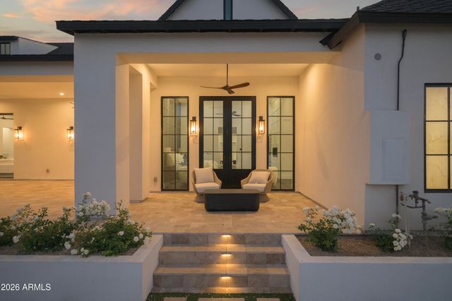 10229 N 64th Street, Paradise Valley, AZ 85253