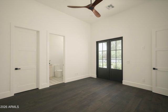 10229 N 64th Street, Paradise Valley, AZ 85253