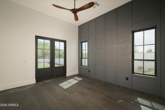 10229 N 64th Street, Paradise Valley, AZ 85253