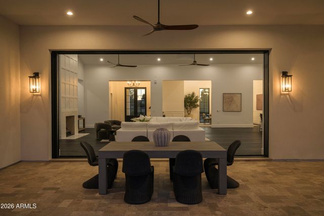 10229 N 64th Street, Paradise Valley, AZ 85253