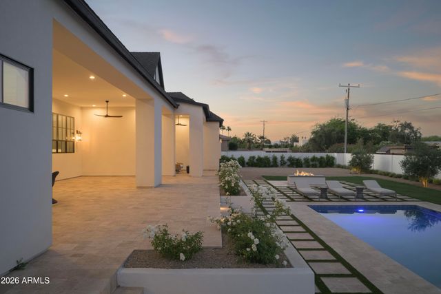 10229 N 64th Street, Paradise Valley, AZ 85253
