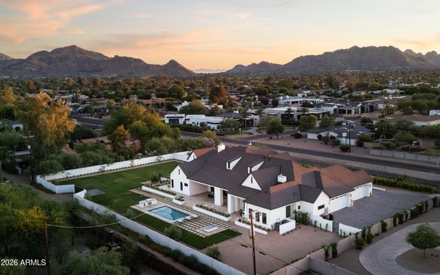 10229 N 64th Street, Paradise Valley, AZ 85253