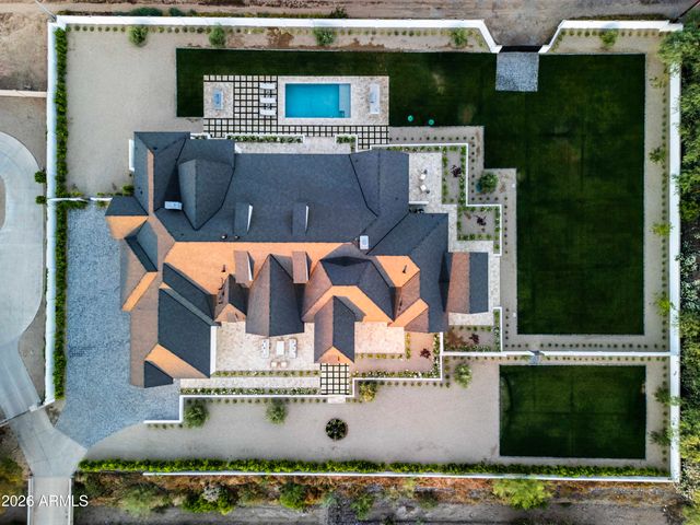 10229 N 64th Street, Paradise Valley, AZ 85253