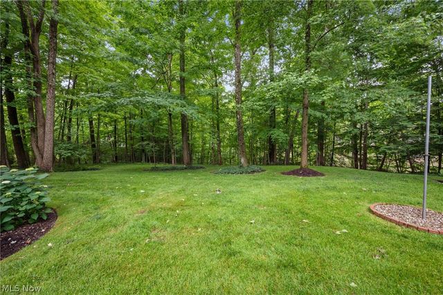 38500 Chagrin Boulevard, Moreland Hills, OH 44022