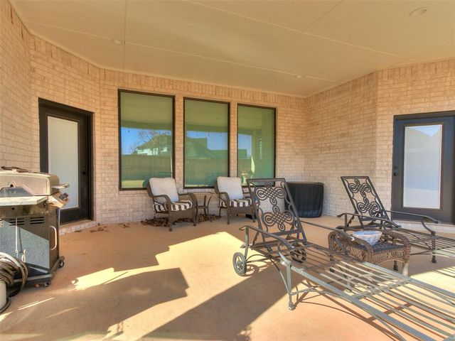 2524 Amante Court, Edmond, OK 73034