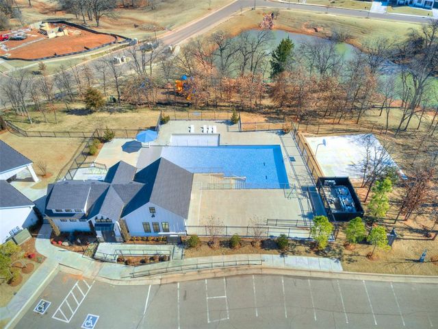 2524 Amante Court, Edmond, OK 73034