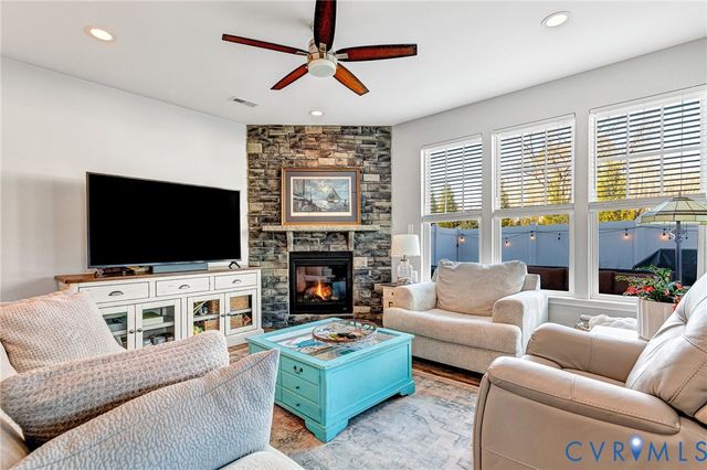 8236 Marley Dr, Mechanicsville, VA 23116