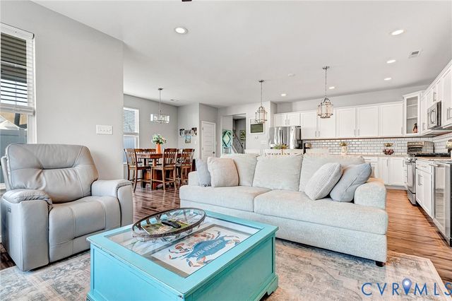 8236 Marley Dr, Mechanicsville, VA 23116