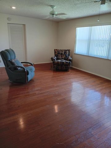 5730 FERNLEY Drive E 27, West Palm Beach, FL 33415