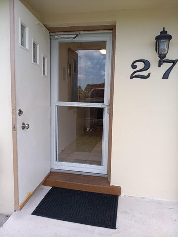 5730 FERNLEY Drive E 27, West Palm Beach, FL 33415