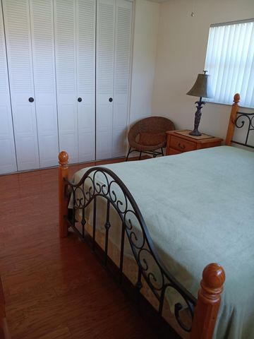 5730 FERNLEY Drive E 27, West Palm Beach, FL 33415
