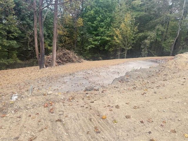 130 Sherry Lane, Mount Airy, NC 27030
