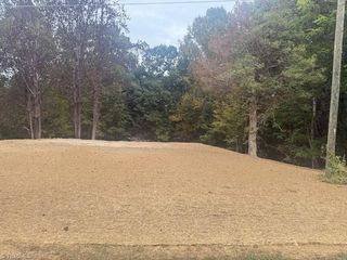 130 Sherry Lane, Mount Airy, NC 27030