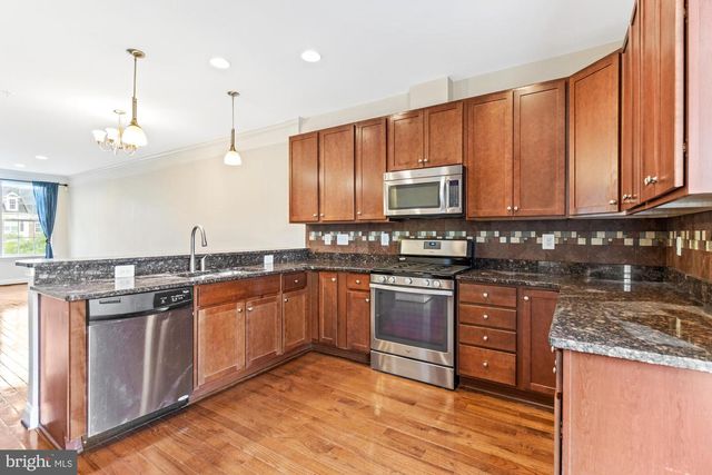 61 LINDEN PL, Towson, MD 21286