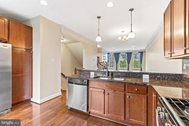 61 LINDEN PL, Towson, MD 21286