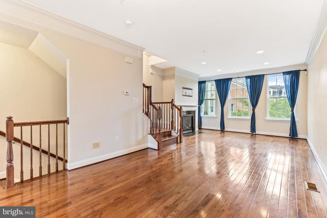 61 LINDEN PL, Towson, MD 21286