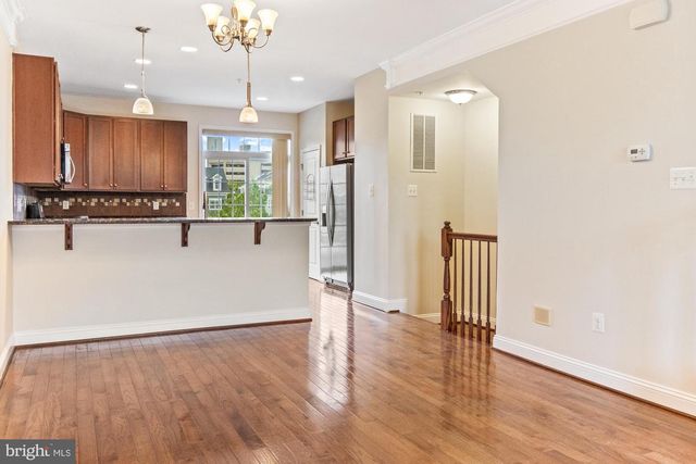 61 LINDEN PL, Towson, MD 21286
