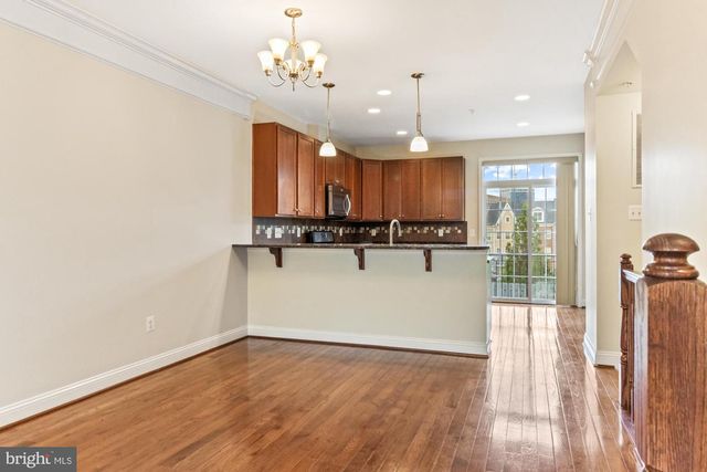 61 LINDEN PL, Towson, MD 21286