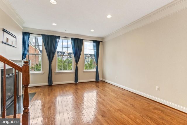 61 LINDEN PL, Towson, MD 21286