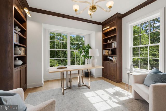 3939 52ND ST NW, Washington, DC 20016