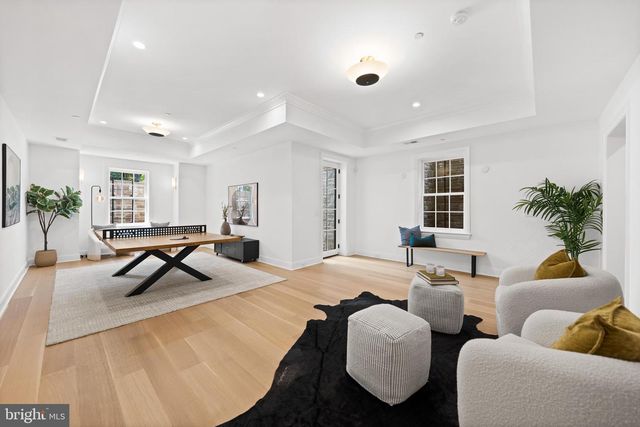 3939 52ND ST NW, Washington, DC 20016