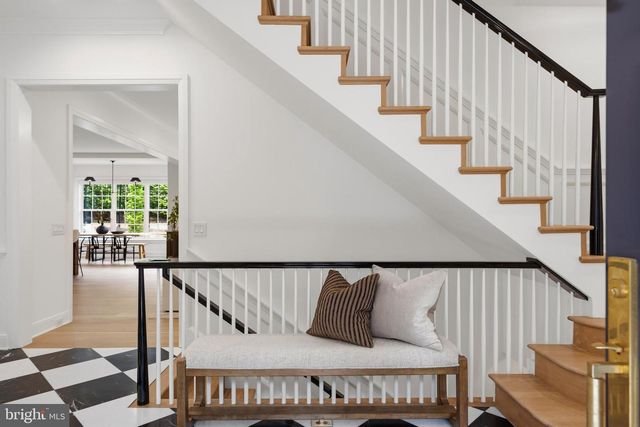 3939 52ND ST NW, Washington, DC 20016