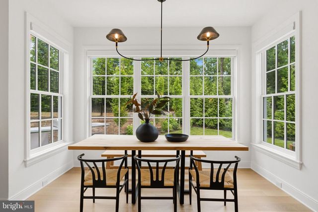 3939 52ND ST NW, Washington, DC 20016