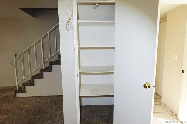 9034 Kenwood Dr 10, Spring Valley, CA 91977