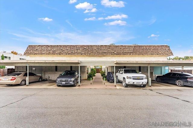 9034 Kenwood Dr 10, Spring Valley, CA 91977