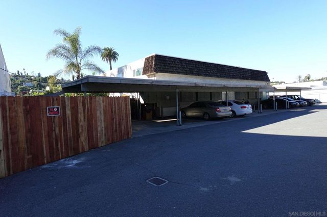 9034 Kenwood Dr 10, Spring Valley, CA 91977