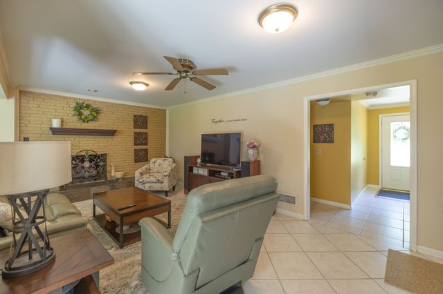 8014 Warner Rd, Brentwood, TN 37027