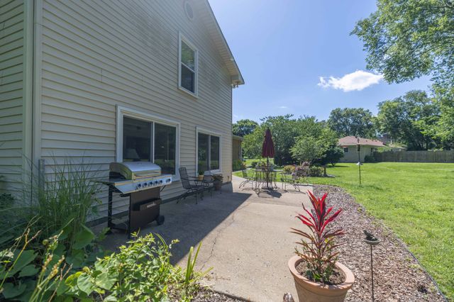 8014 Warner Rd, Brentwood, TN 37027