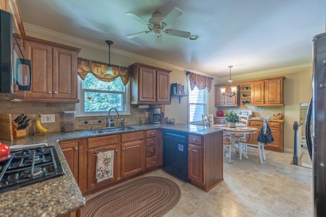 8014 Warner Rd, Brentwood, TN 37027