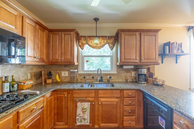 8014 Warner Rd, Brentwood, TN 37027