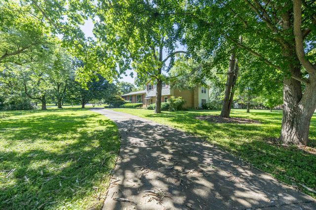 8014 Warner Rd, Brentwood, TN 37027