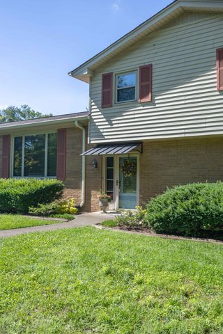 8014 Warner Rd, Brentwood, TN 37027