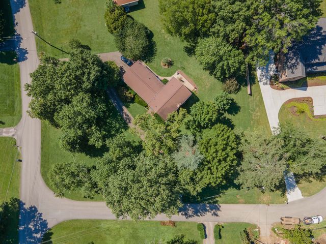 8014 Warner Rd, Brentwood, TN 37027