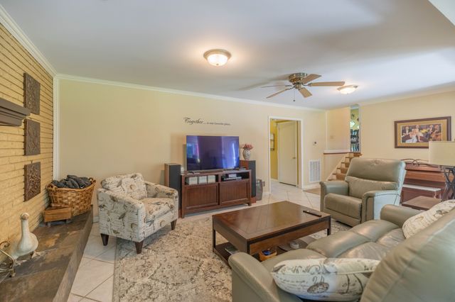 8014 Warner Rd, Brentwood, TN 37027