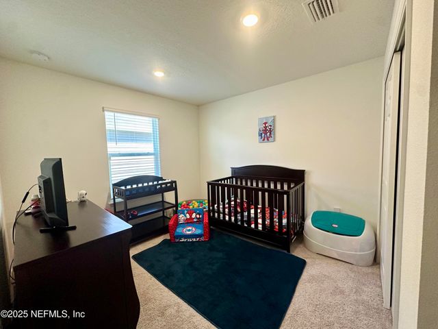 960 PANTHER LAKE Parkway, Jacksonville, FL 32221