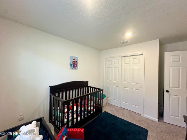 960 PANTHER LAKE Parkway, Jacksonville, FL 32221