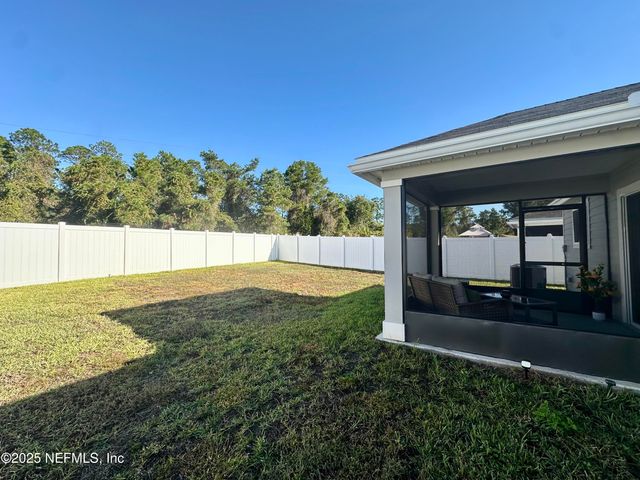 960 PANTHER LAKE Parkway, Jacksonville, FL 32221