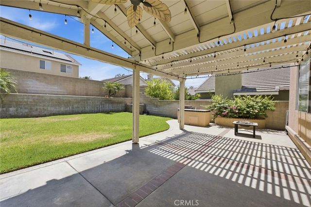 5409 Buckskin Drive, Fontana, CA 92336